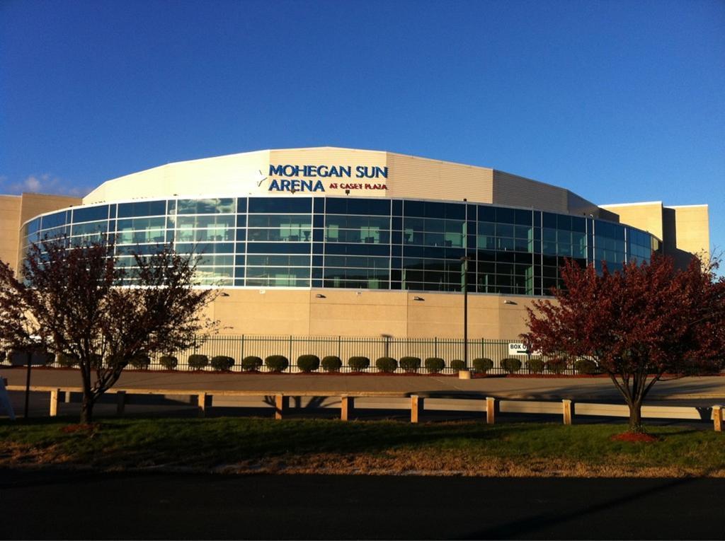 Quality Inn Arena Wilkes-Barre Bagian luar foto